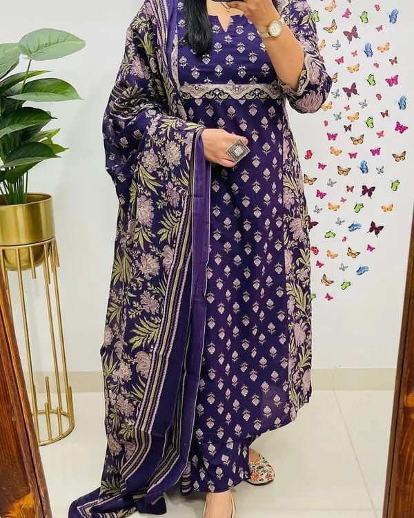 Kurta Cotton Kurti With Handcrafted Adda Anchor Patra Work On Yoke Paired With Cotton Pant And Fine Malmal Cotton Dupatta Less