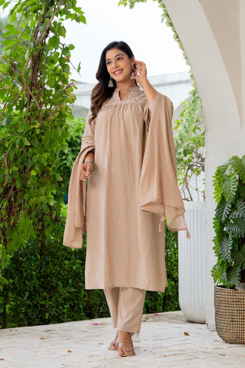 Kurta Beige Silk Blend Solid Embroidered Flared Suit Set