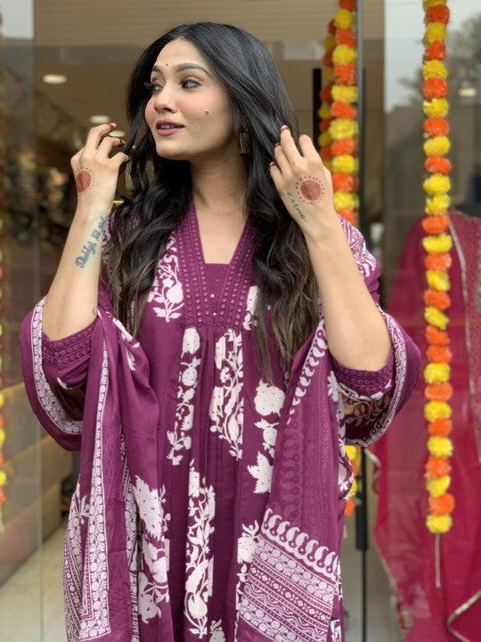 Women Cotton Wine Kurta Pant And Dupatta Set