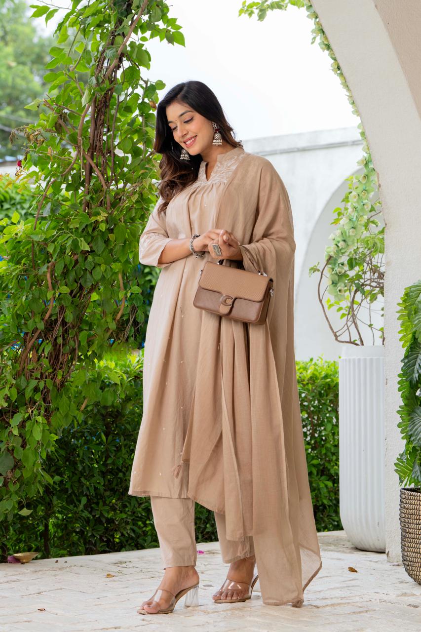 Kurta Beige Silk Blend Solid Embroidered Flared Suit Set