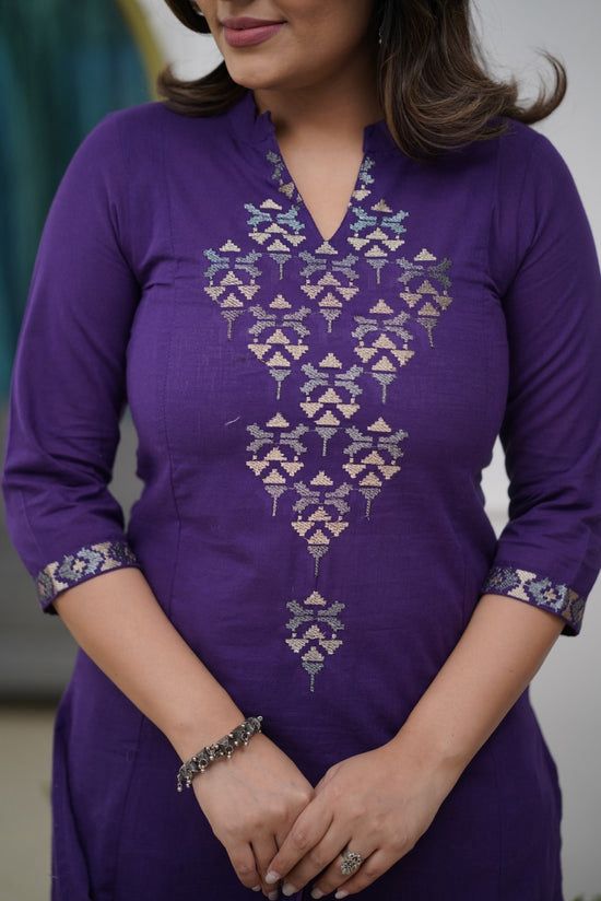 Kurta ALINE kurta set with Cotton Plazzo & Malmal Dupatta with  embroidery work