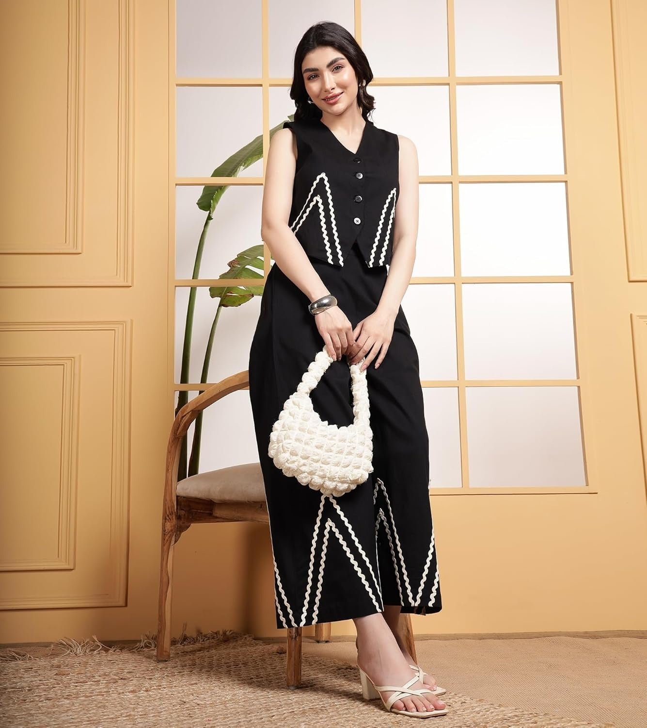Kurta Women Indo Western Waist Coat With White Zigzag Lace Trousers Co-Ords Set